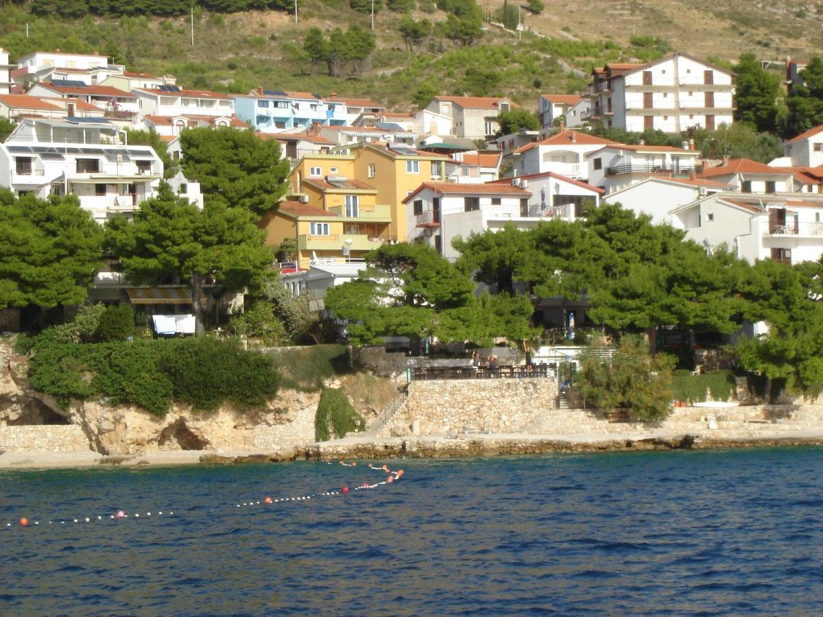 Aga Beach Suites Omiš Esterno foto