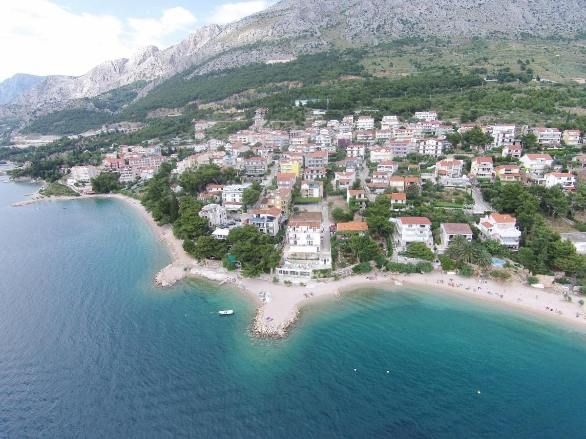 Aga Beach Suites Omiš Esterno foto